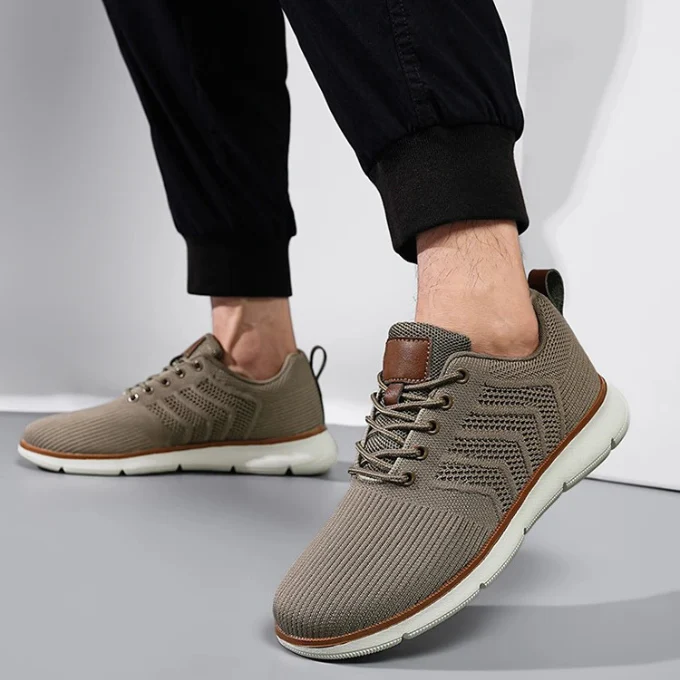 Atmungsaktive Herren Sneaker - Image 2