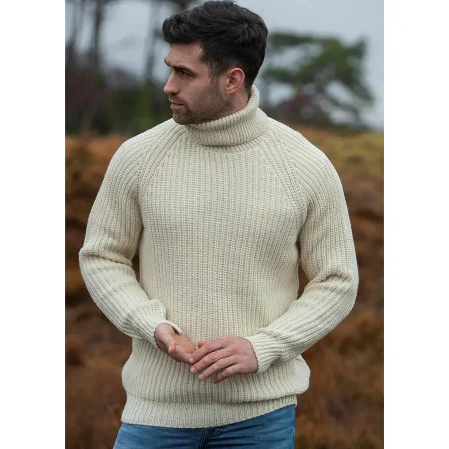 Warme Herren Pullover mit hohem Kragen