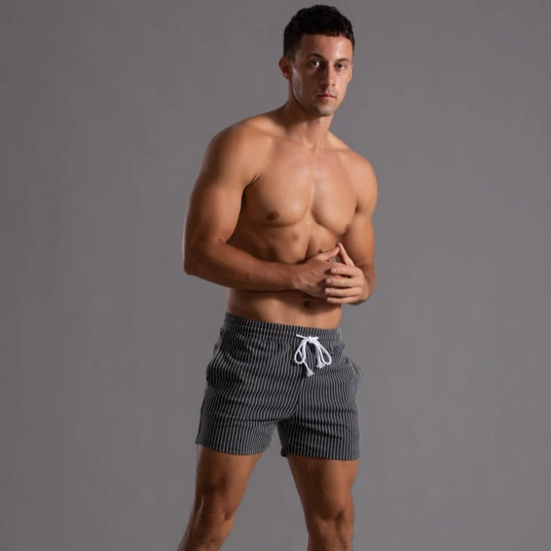 Stilvolle gestreifte Shorts für Herren - Image 17
