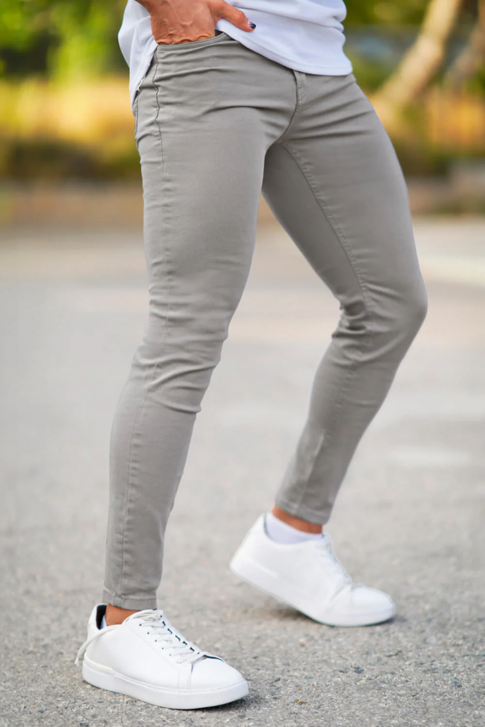 Schmale Hellgraue Herren Jeans - Image 7