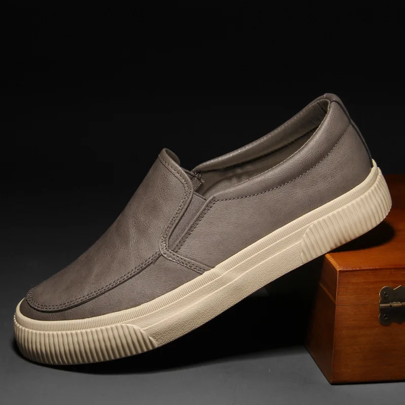 Elegante Leder-Slipper für Herren - Image 5