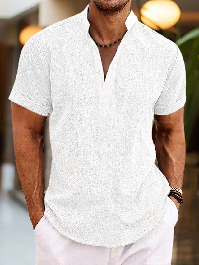 Hochwertiges, bequemes Herren-Poloshirt mit V-Ausschnitt - Image 3
