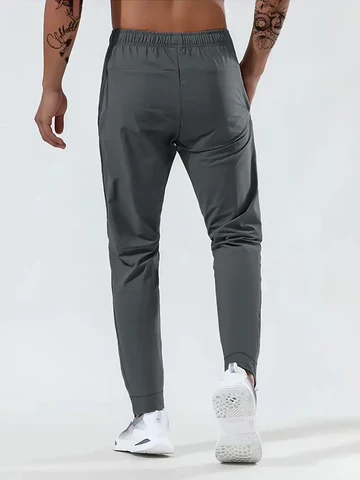 Komfortable Herren Sporthose - Image 4