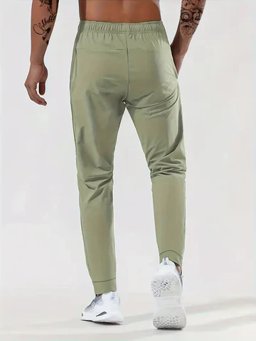 Komfortable Herren Sporthose - Image 6