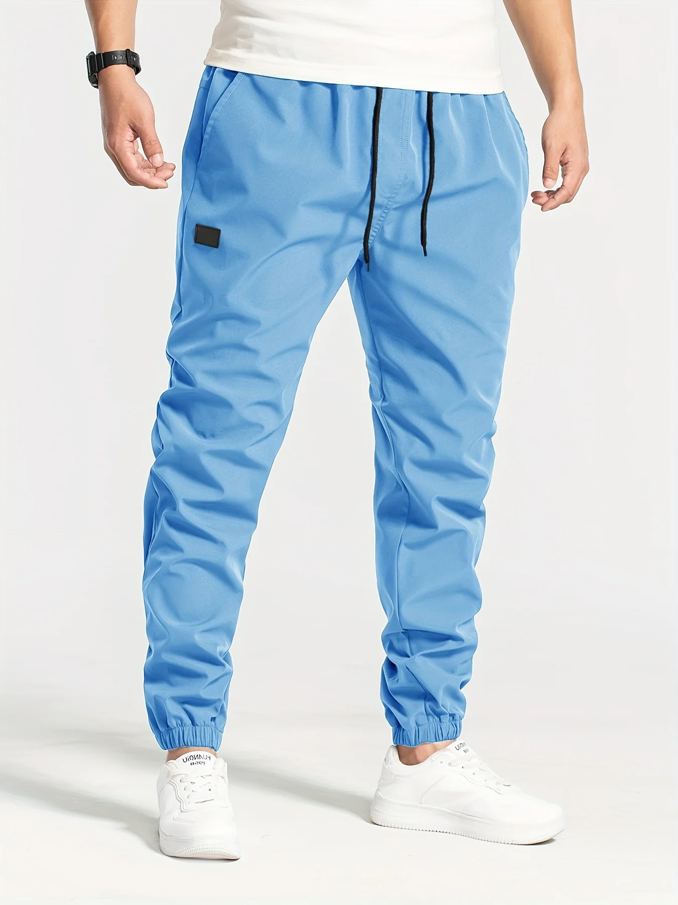 Komfortable Herren Freizeithose - Image 10