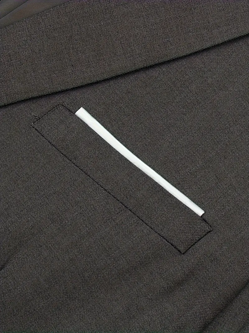 Zweiteiliger Herrenanzug: Business-Blazer und Hose, klassisch und stilvoll - Image 10